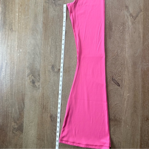 🍀 Offline by aerie | LIKE NEW!! REAL ME High Waisted Crossover Flare Leggings - Picture 8 of 13